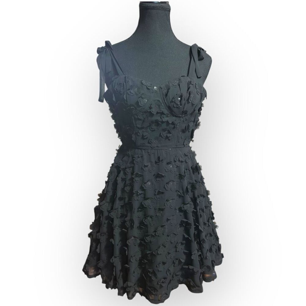 NWOT City Triangles Womens Floral Appliqué Fit & Flare Dress Black Size XS